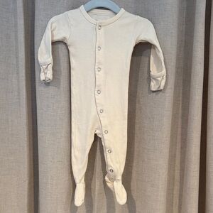 L’ovedBaby Ivory Cream Snap Footies Organic Cotton 0-3M